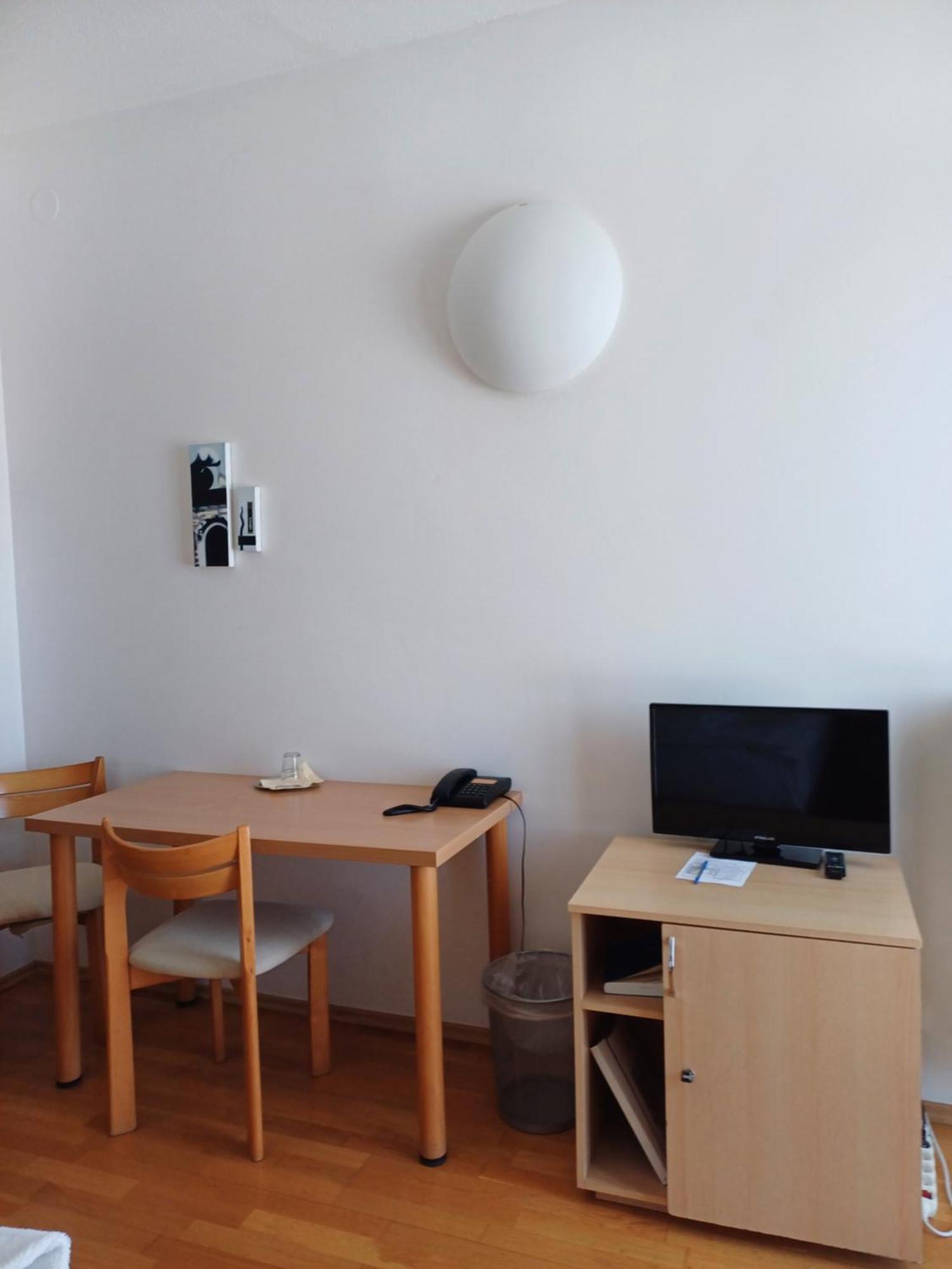 Centrum Mariapoli Prag Eksteriør billede